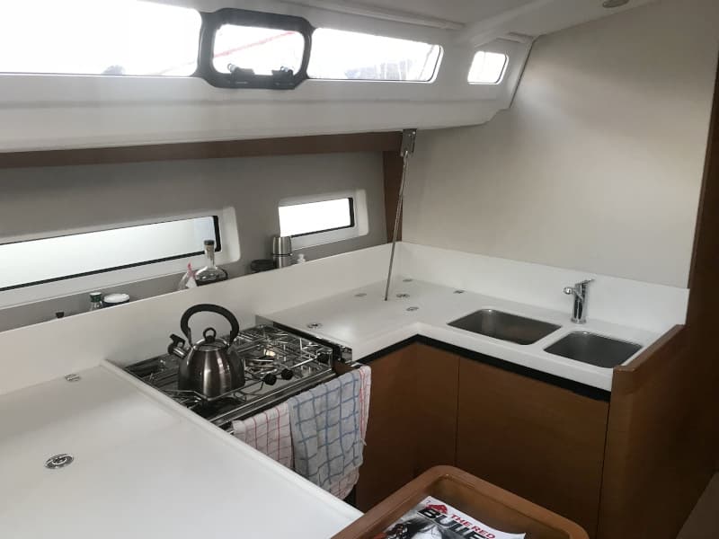 Sun Odyssey 440 - photo 5