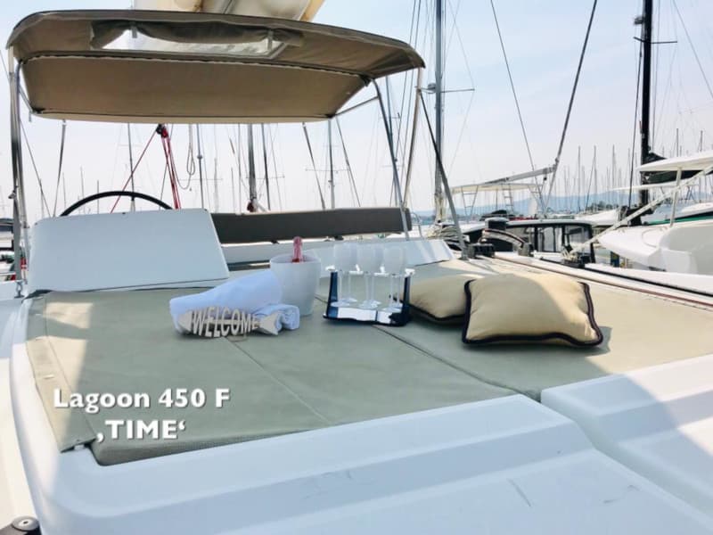 Lagoon 450 - photo 21