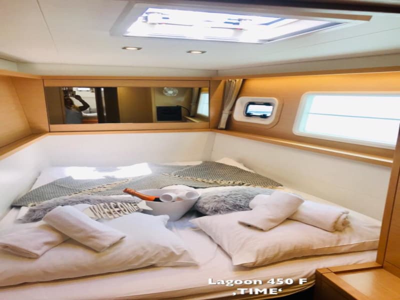 Lagoon 450 - photo 9