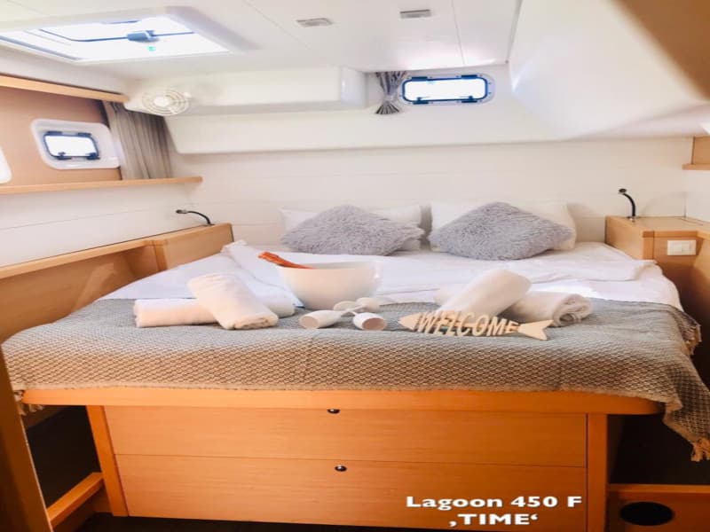 Lagoon 450 - photo 14