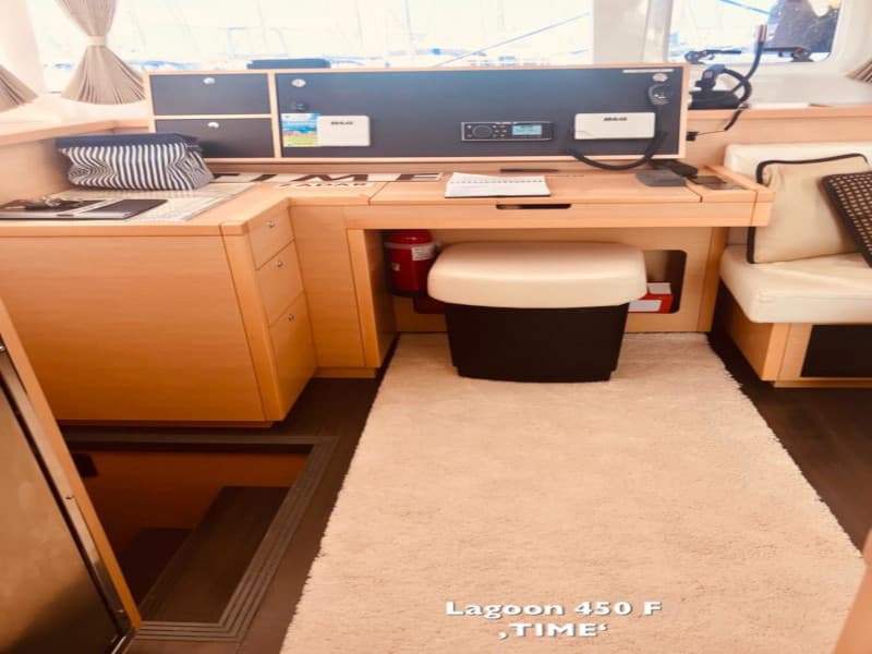 Lagoon 450 - photo 16