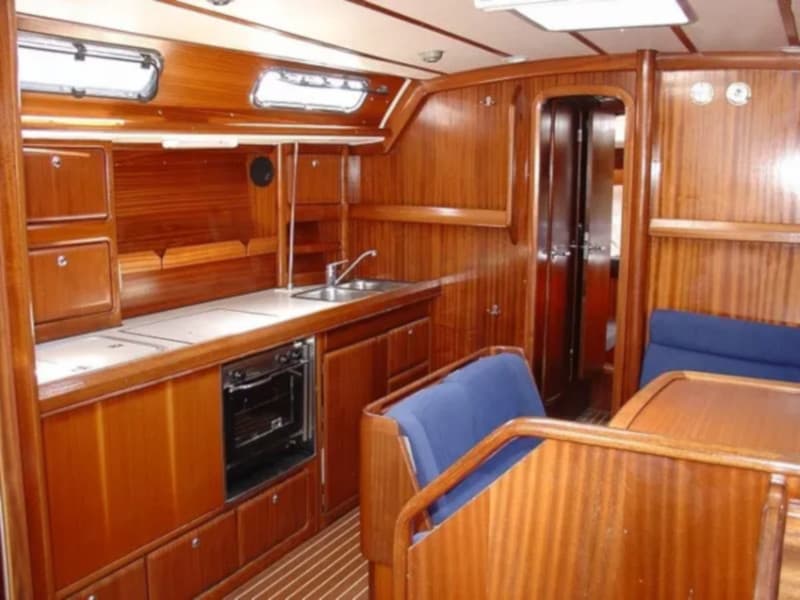 Bavaria 42 Cruiser - photo 10