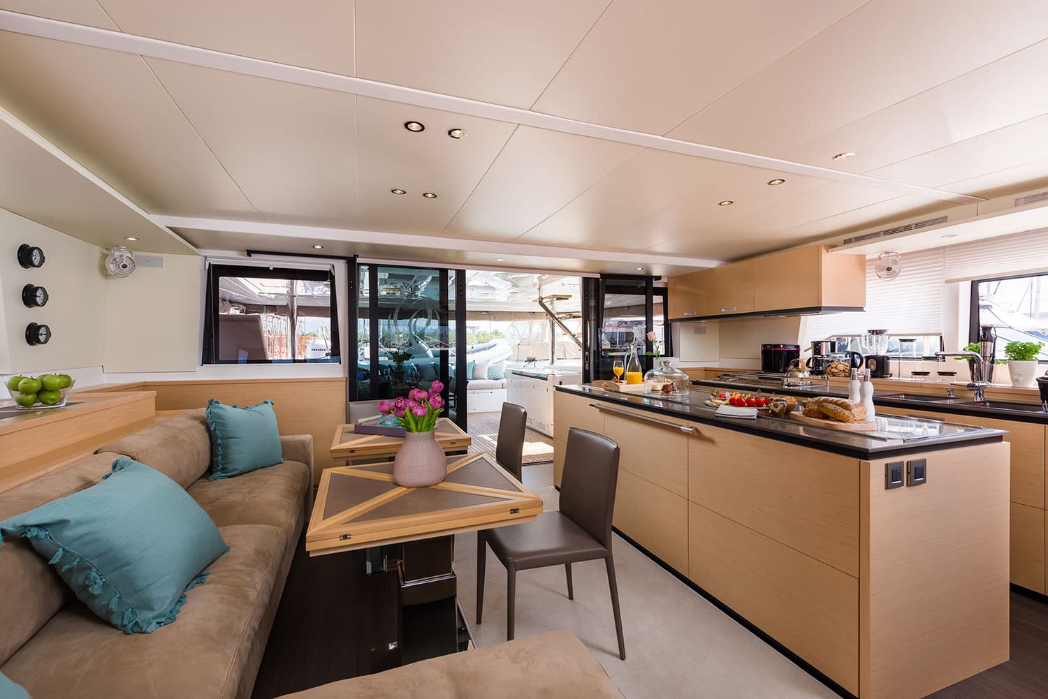 Lagoon 620 - photo 20