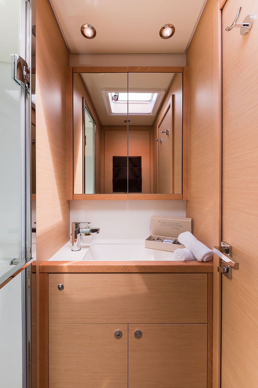 Lagoon 620 - photo 42