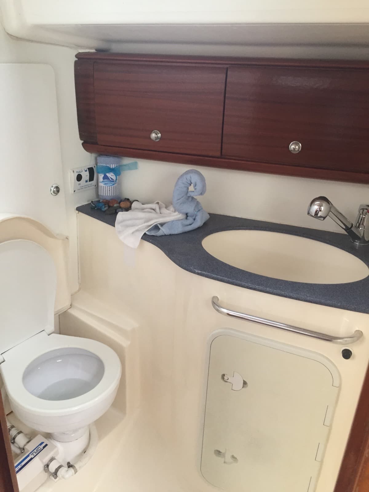 Bavaria 44 - photo 21