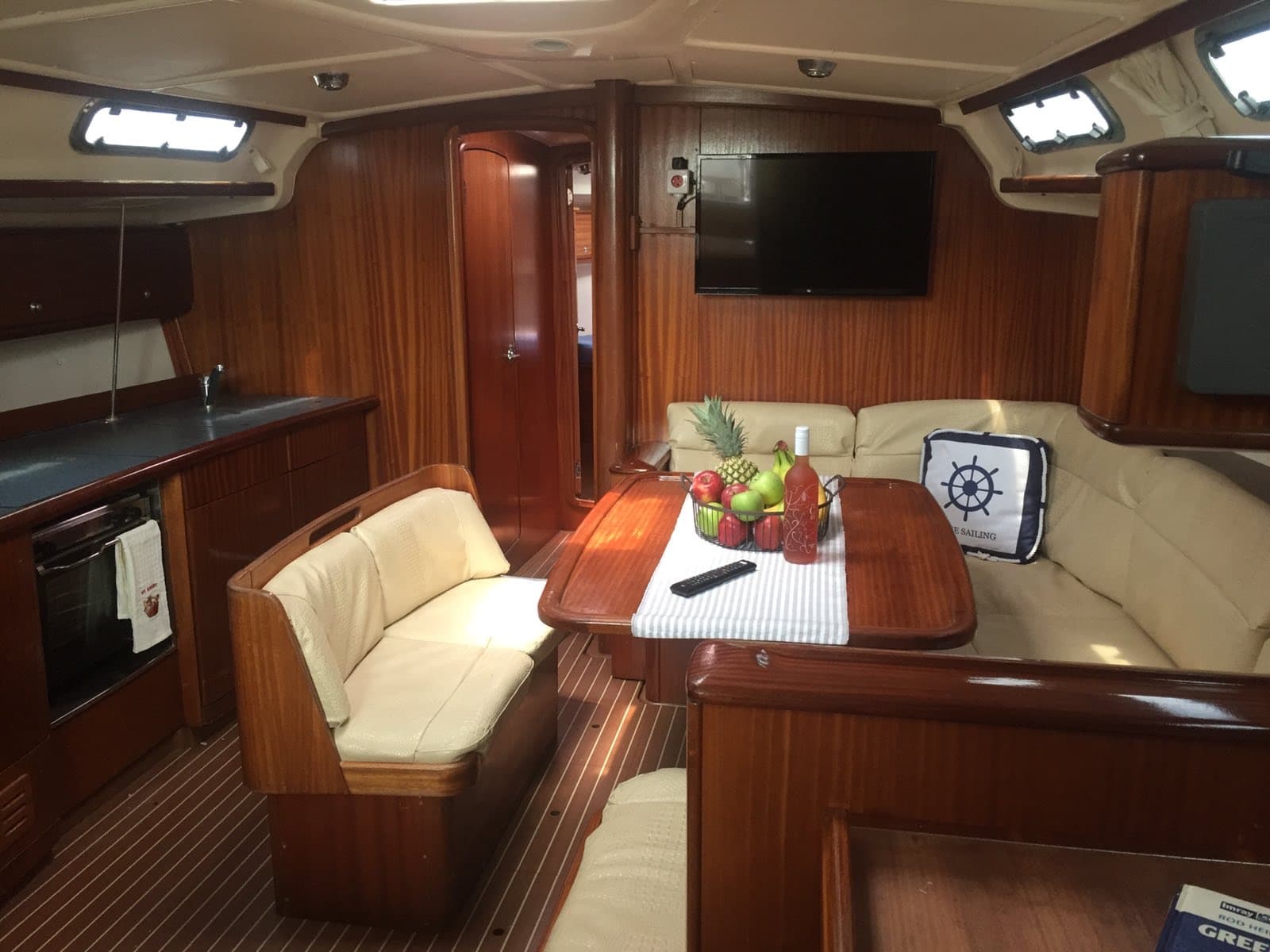 Bavaria 44 - photo 9