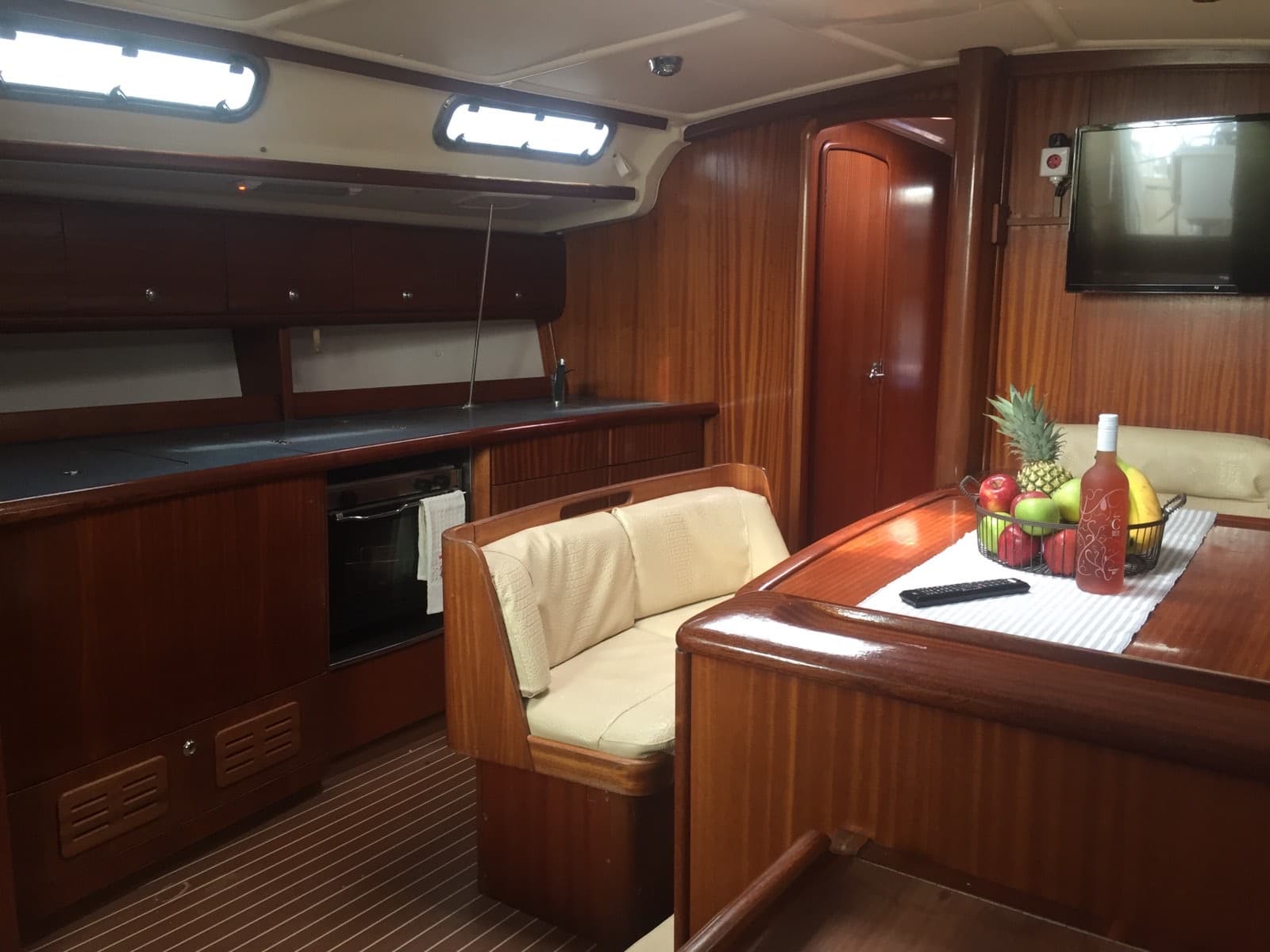 Bavaria 44 - photo 4