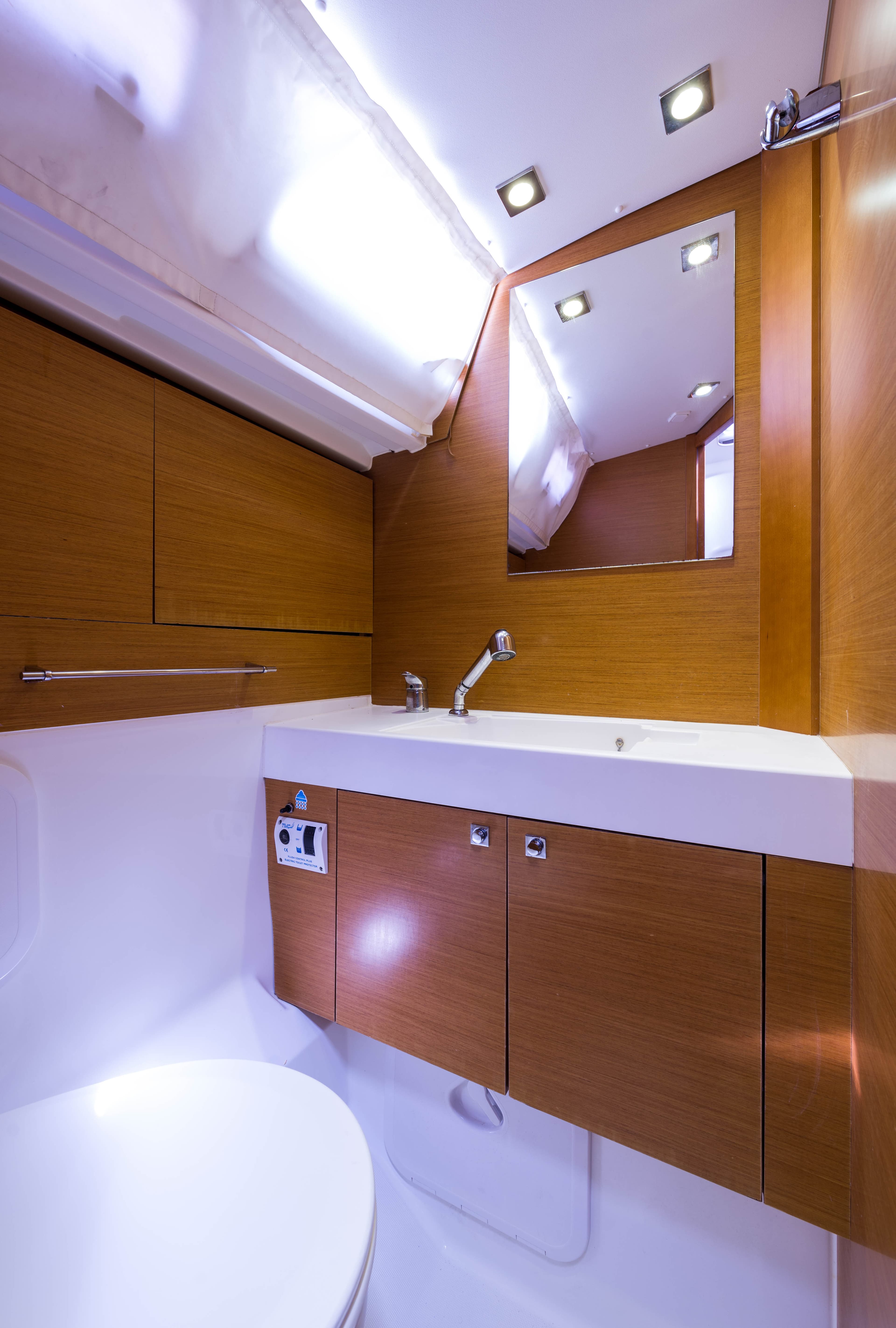 Sun Odyssey 469 - photo 21