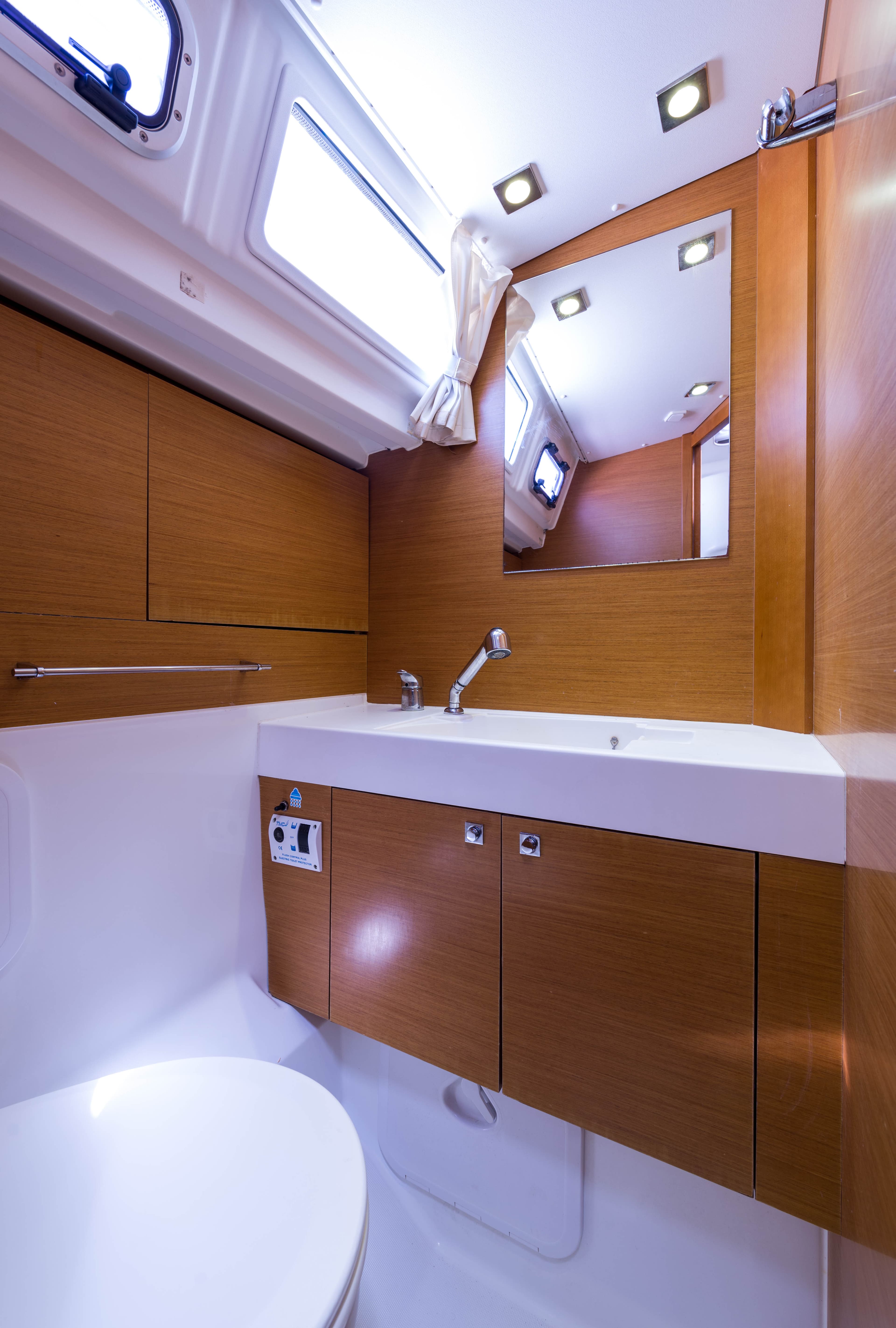 Sun Odyssey 469 - photo 56