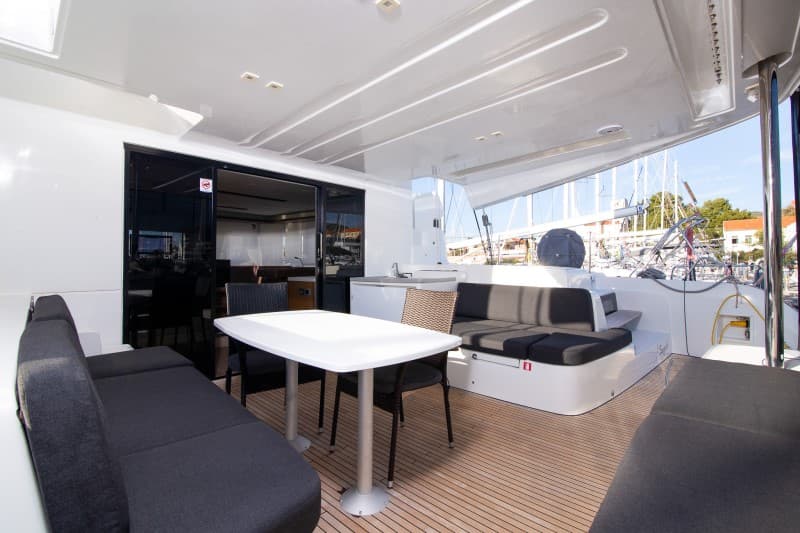 Lagoon 50 - photo 52