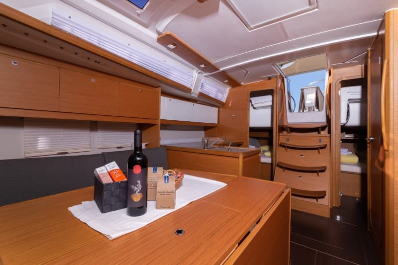 Dufour 390 Grand Large - photo 21