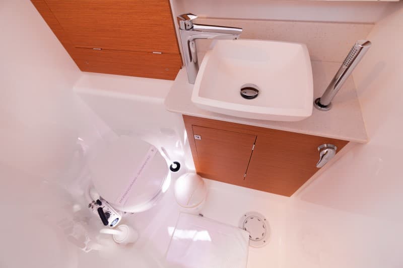 Dufour 390 Grand Large - photo 8