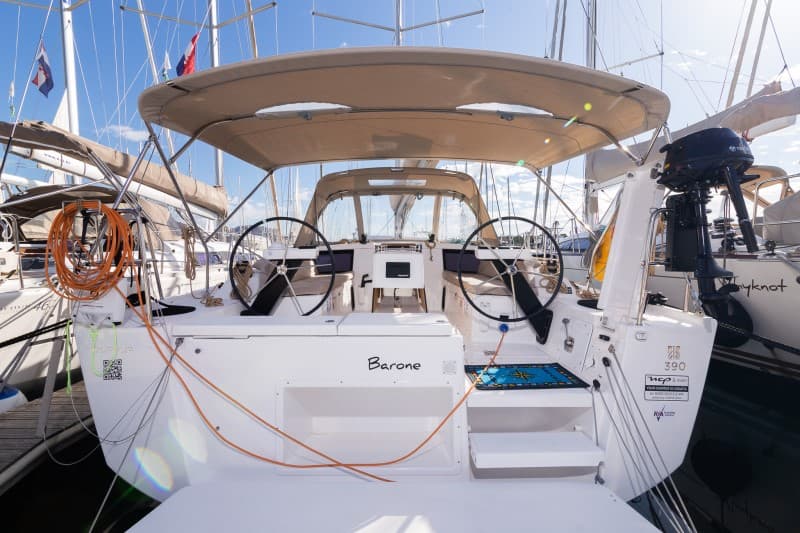 Dufour 390 Grand Large - photo 16