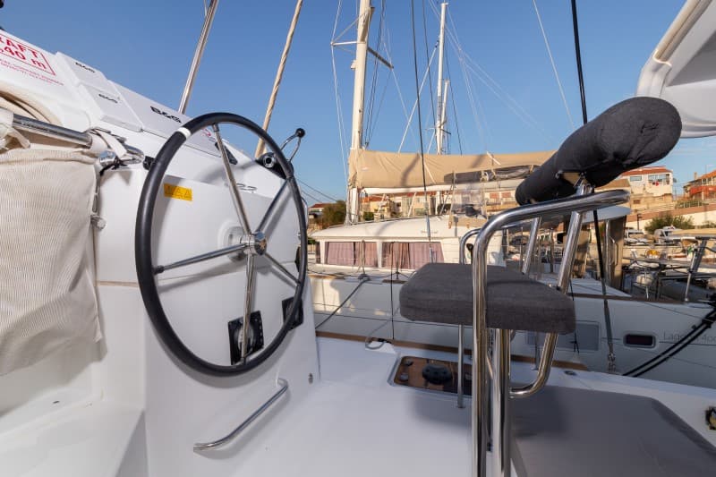 Lagoon 39 - photo 38