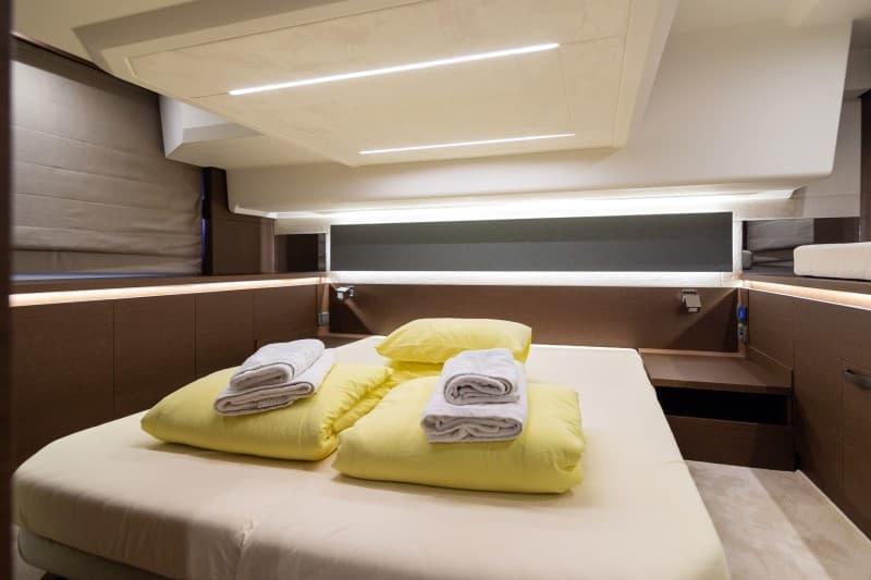 Prestige 420 Fly - photo 13