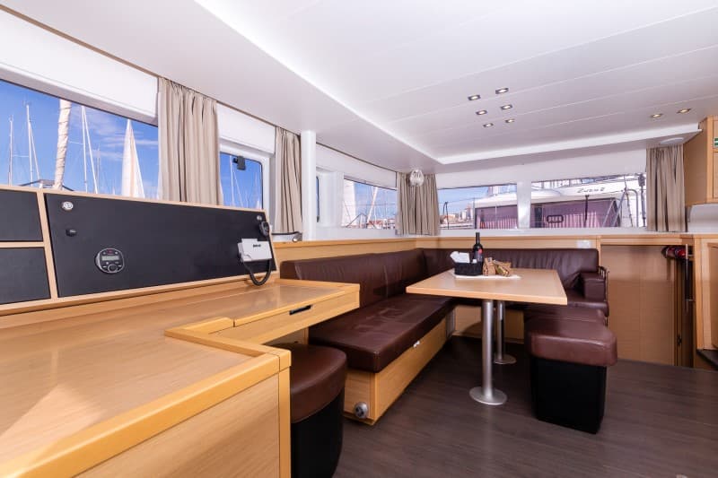 Lagoon 450 - photo 23