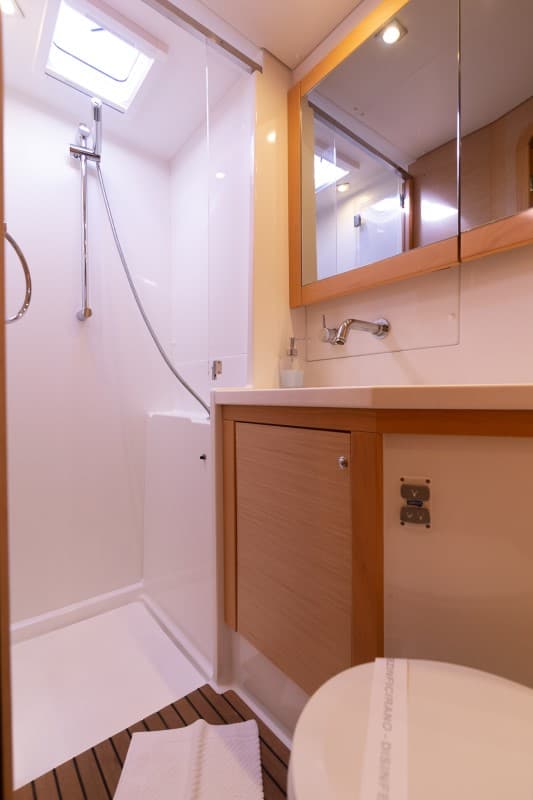 Lagoon 450 - photo 34