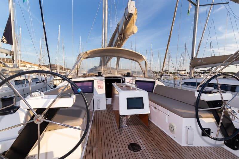 Dufour 430 - photo 21