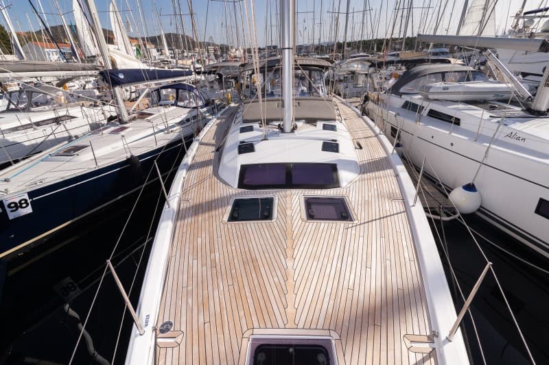 Dufour 530 - photo 27