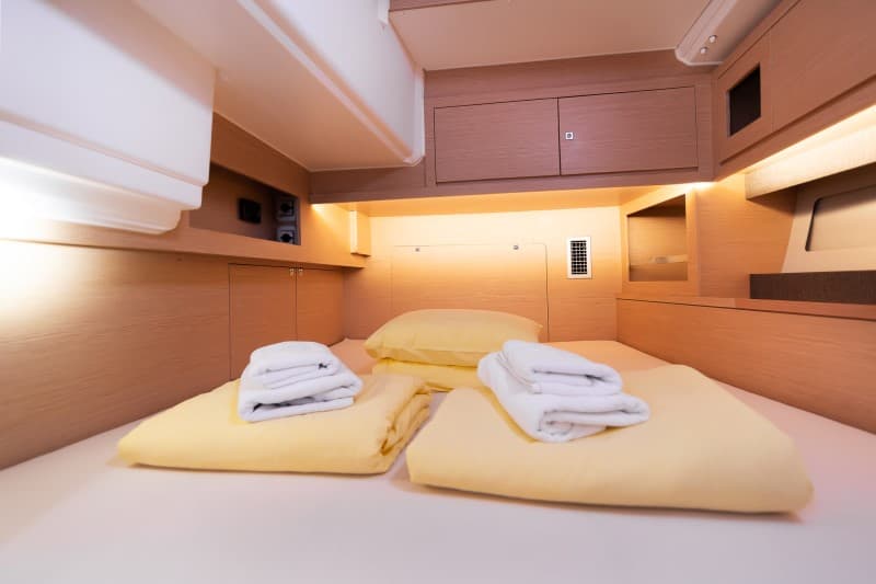 Dufour 530 - photo 38