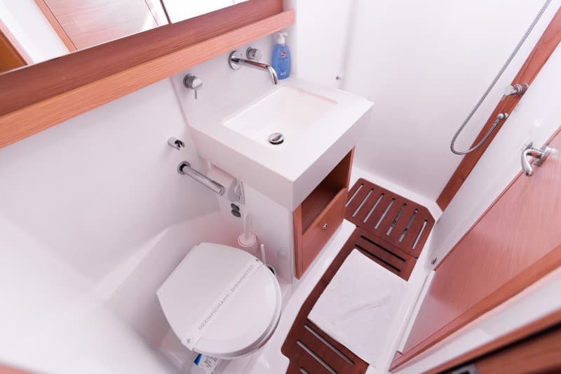 Dufour 530 - photo 14