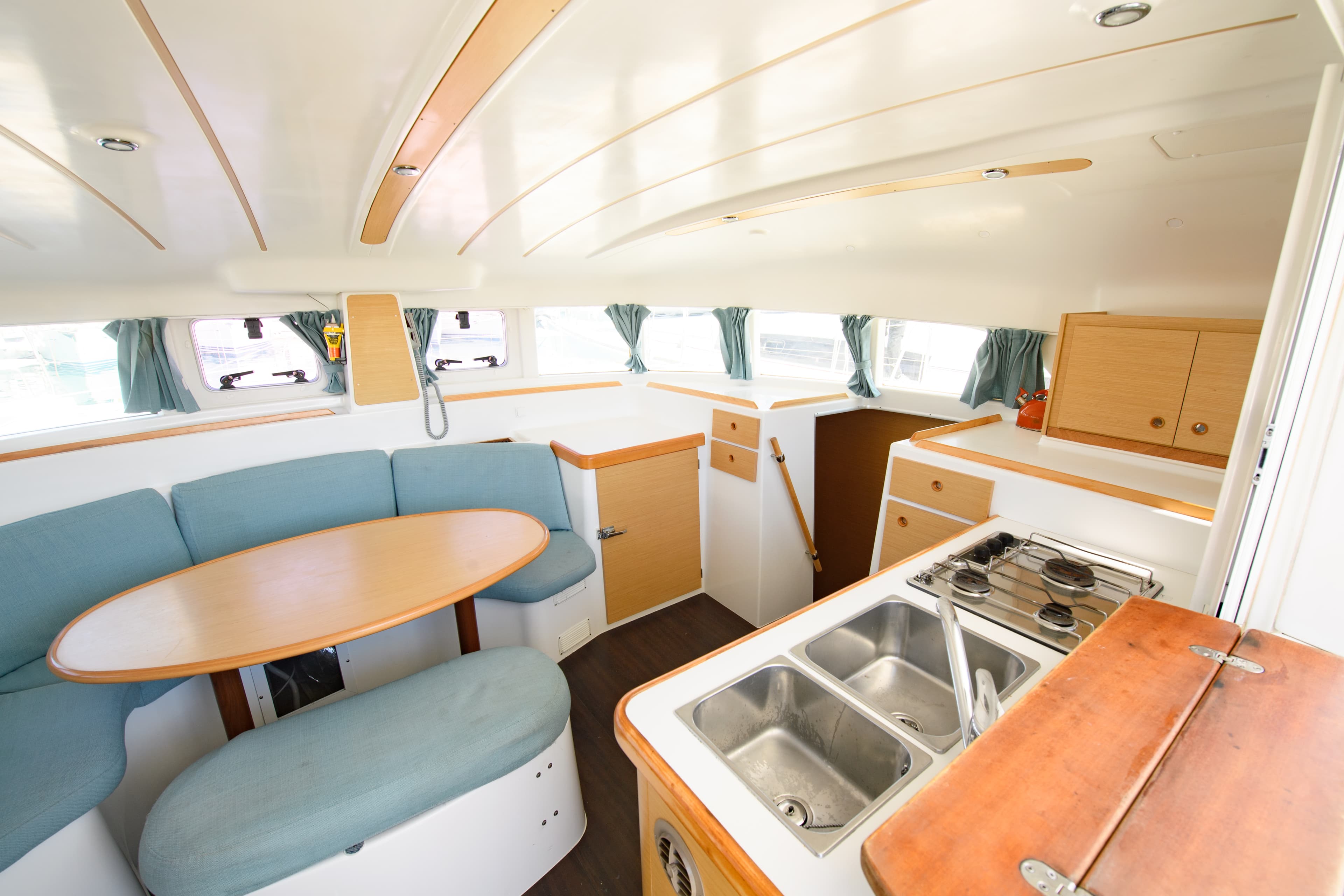 Lagoon 380 S2 - photo 12