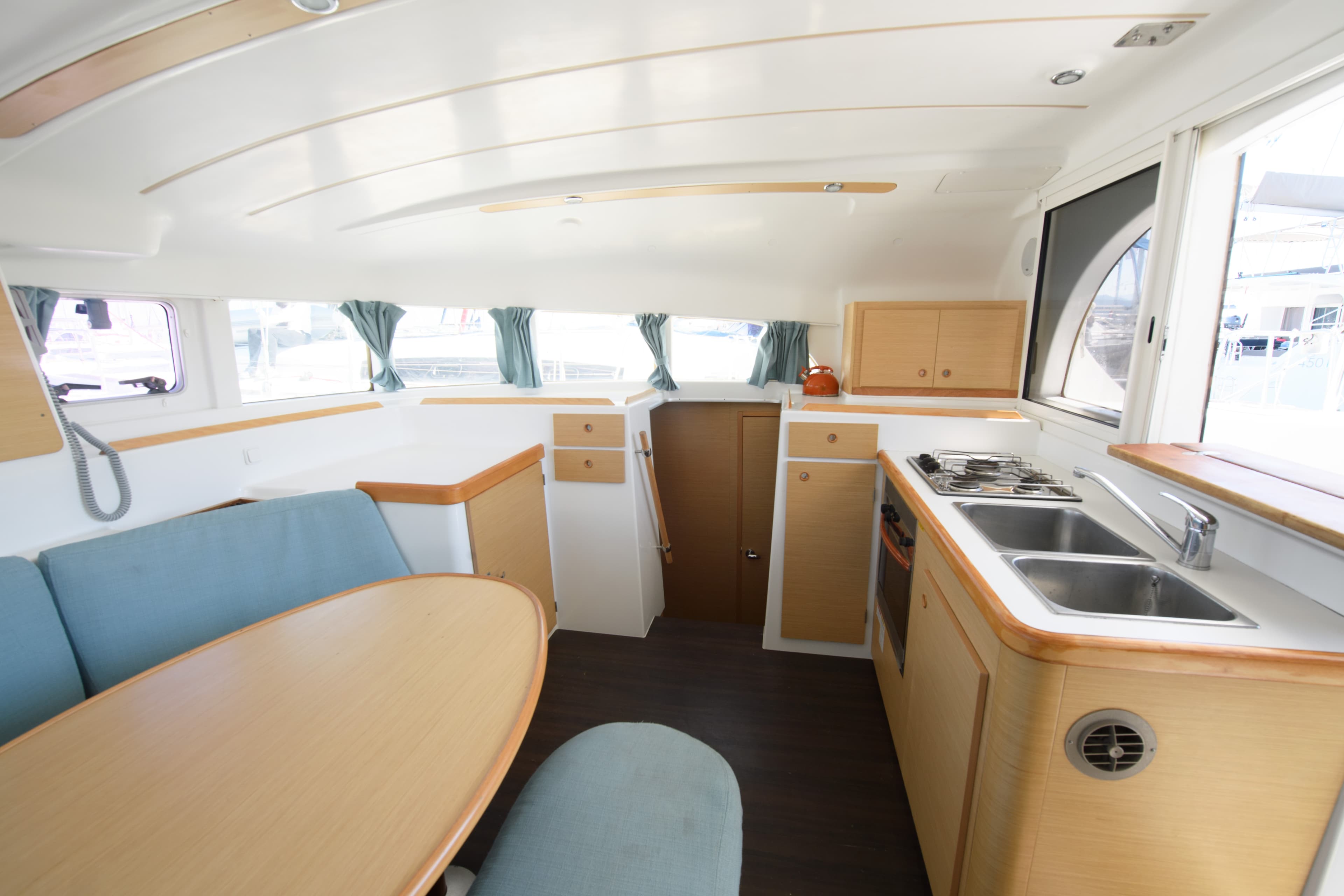 Lagoon 380 S2 - photo 14