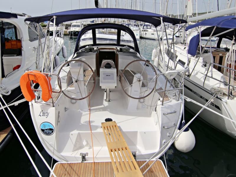 Bavaria Cruiser 34 - photo 9