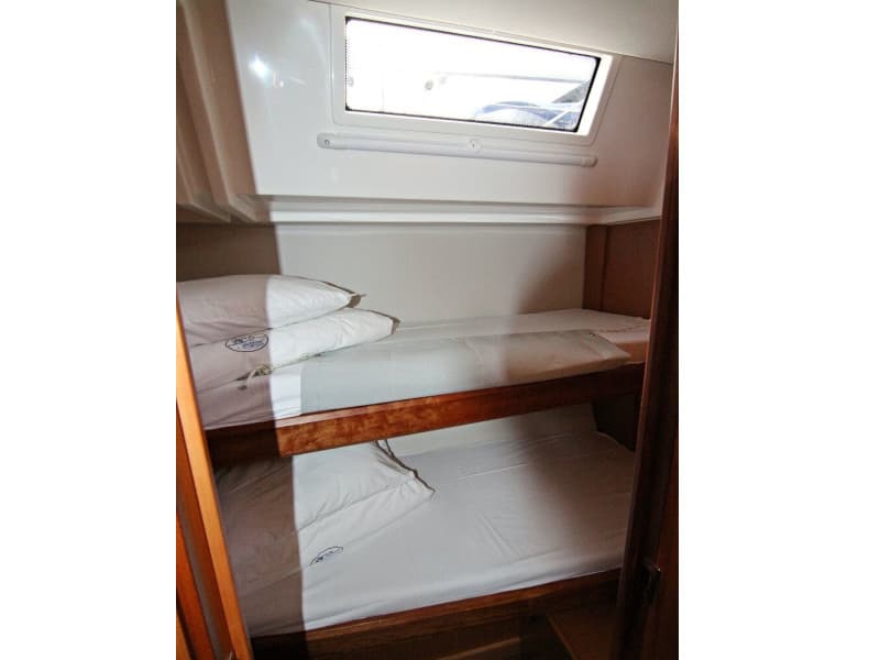 Bavaria C45 - photo 17