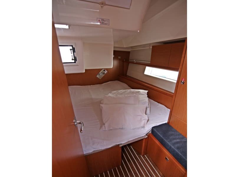 Bavaria C45 - photo 6