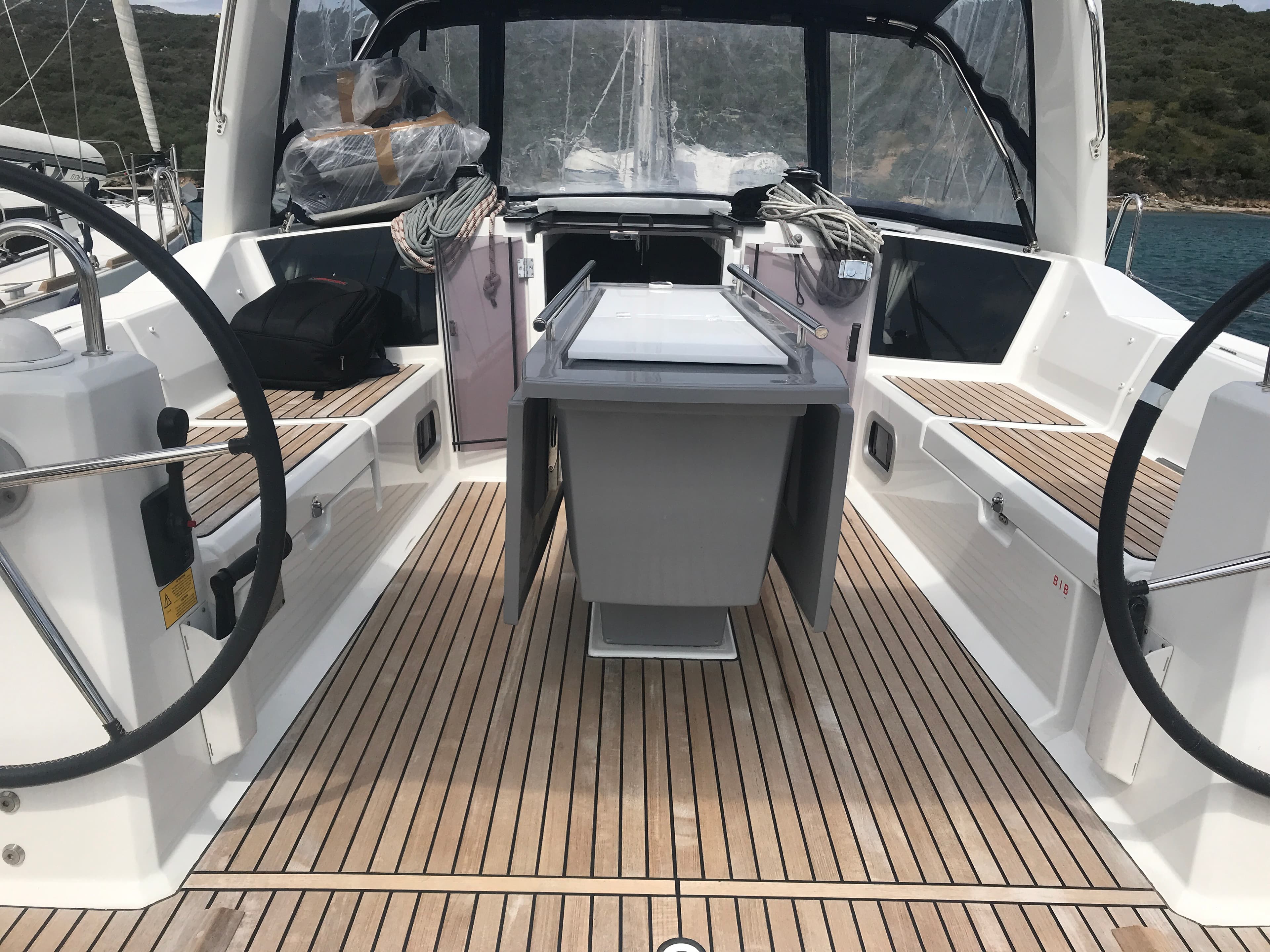 Oceanis 41.1 - photo 14