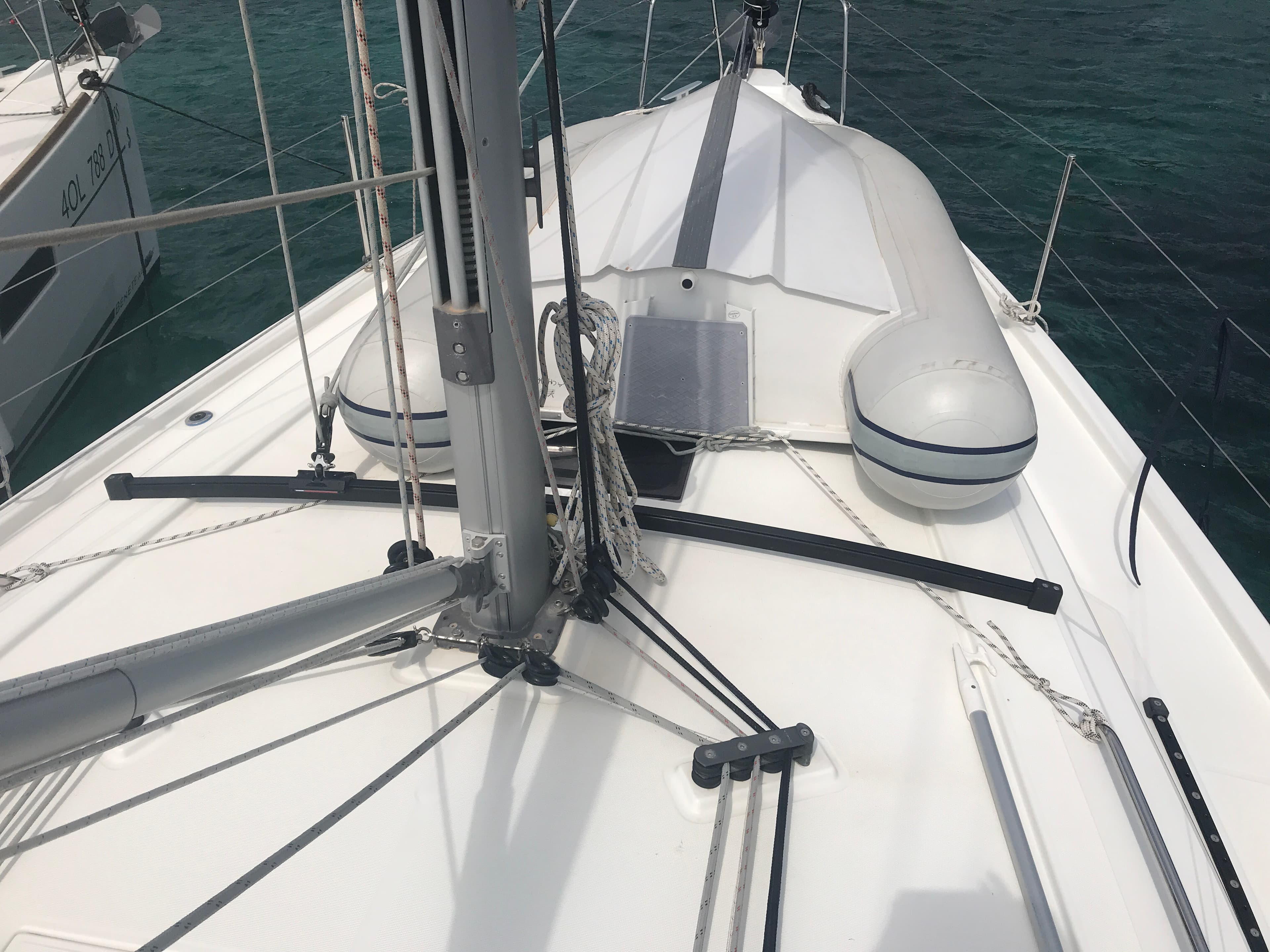 Oceanis 41.1 - photo 6