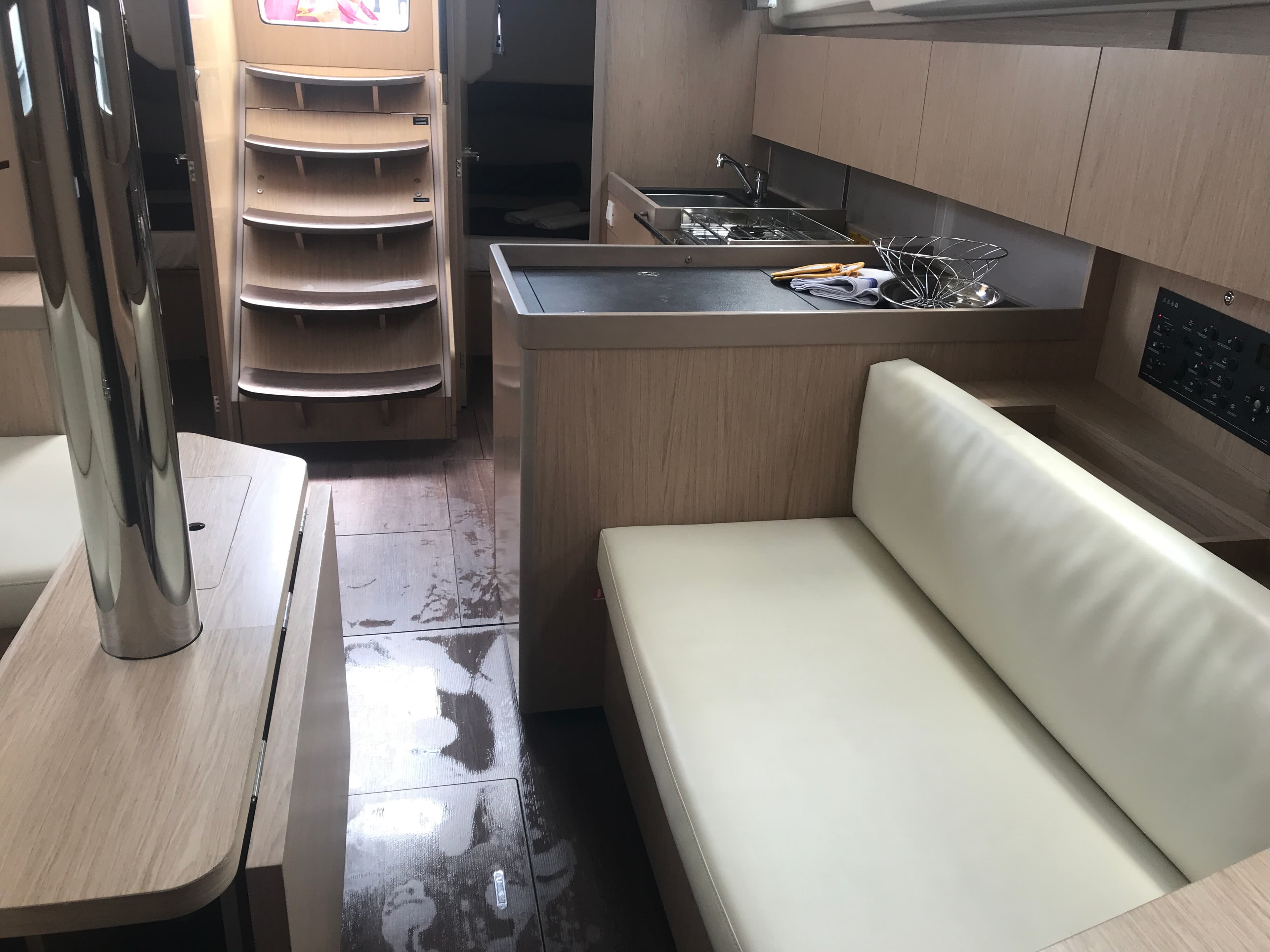 Oceanis 41.1 - photo 5