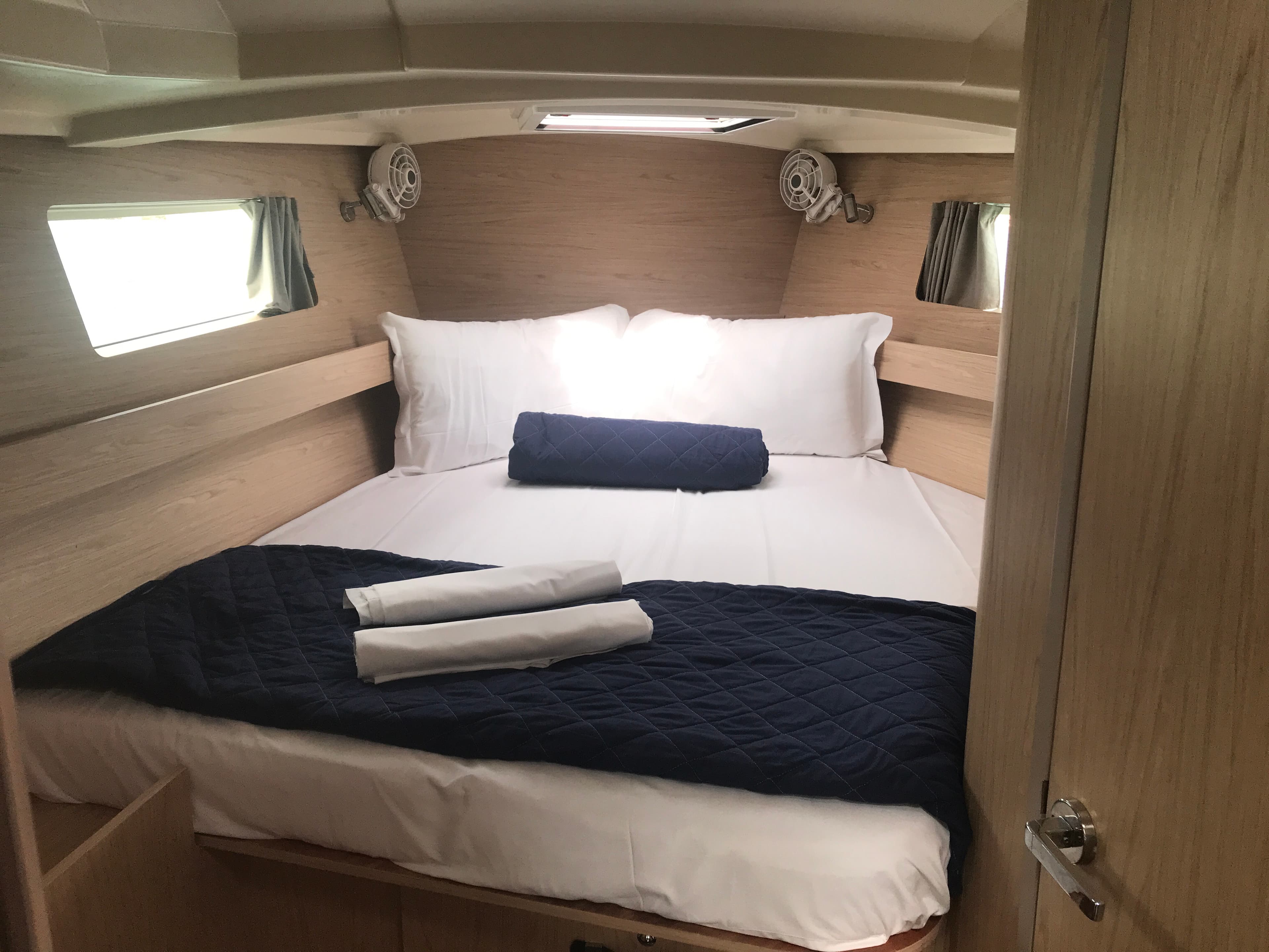 Oceanis 41.1 - photo 8