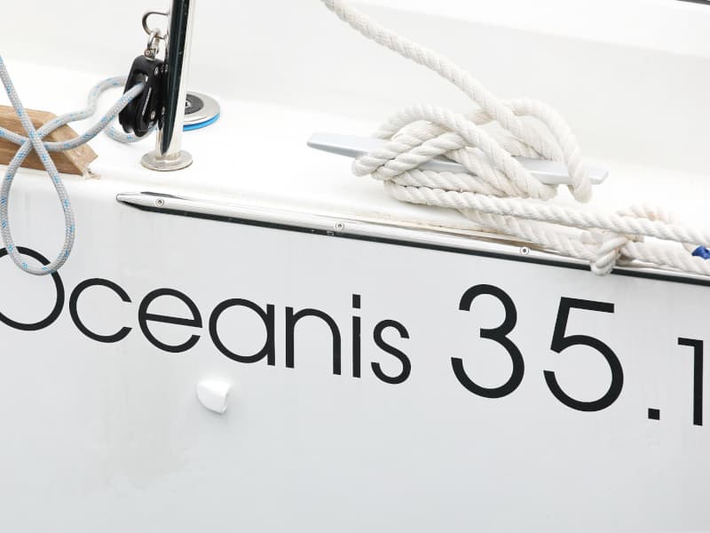 Oceanis 35.1 - photo 38
