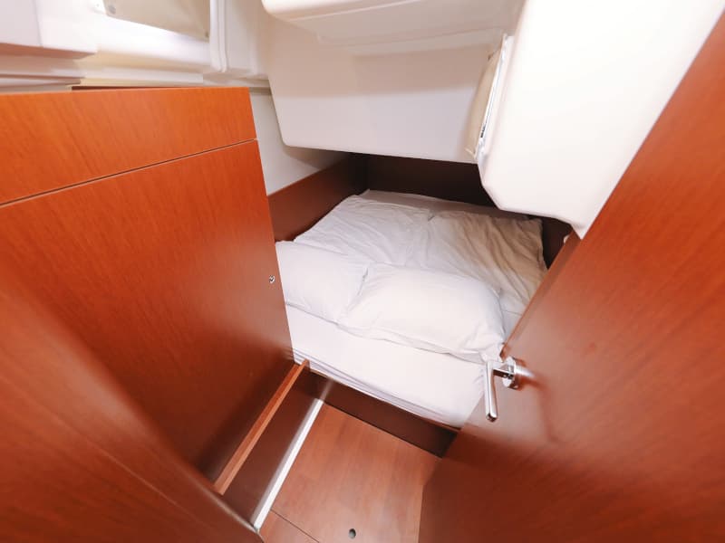 Oceanis 35.1 - photo 51