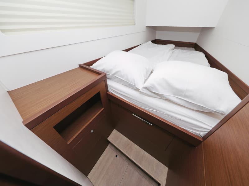 Lagoon 40 - photo 15