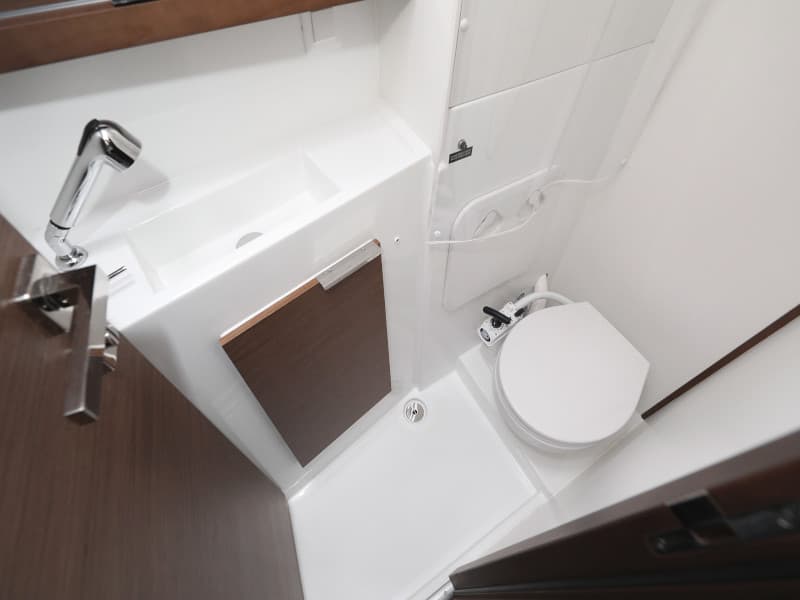 Lagoon 40 - photo 26