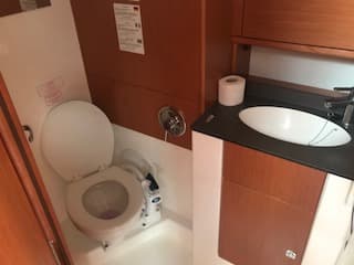 Bavaria Cruiser 51 - photo 18