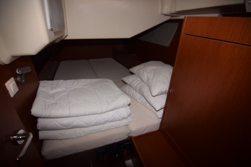 Oceanis 41.1 - photo 9