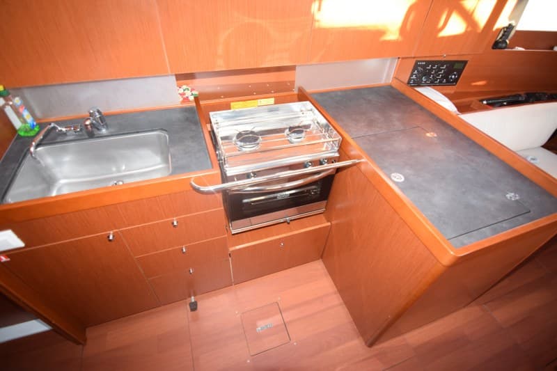 Oceanis 41.1 - photo 17