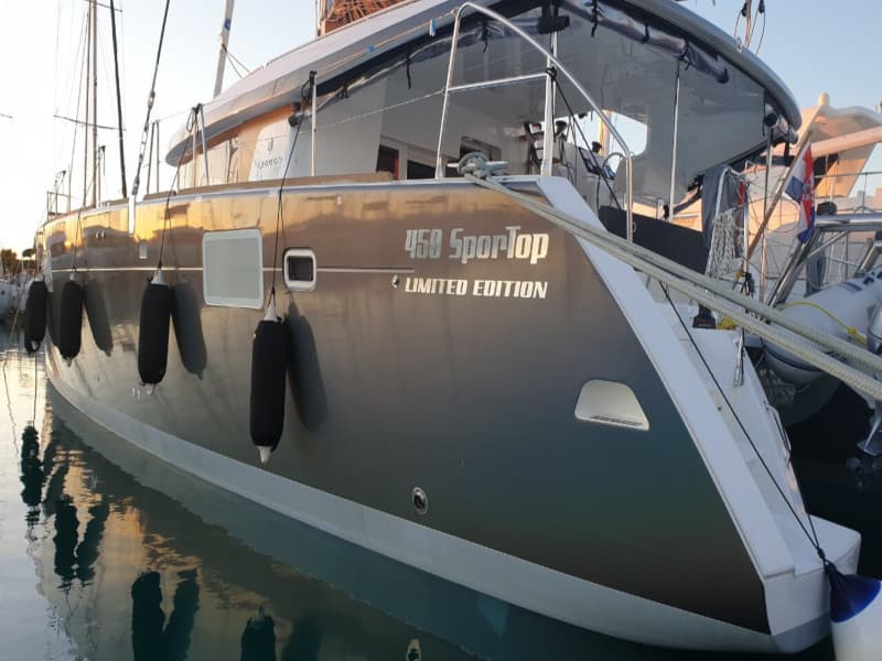 Lagoon 450 - photo 25