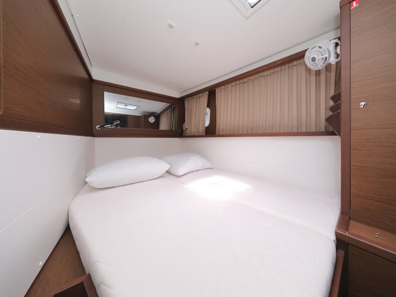 Lagoon 450 - photo 36