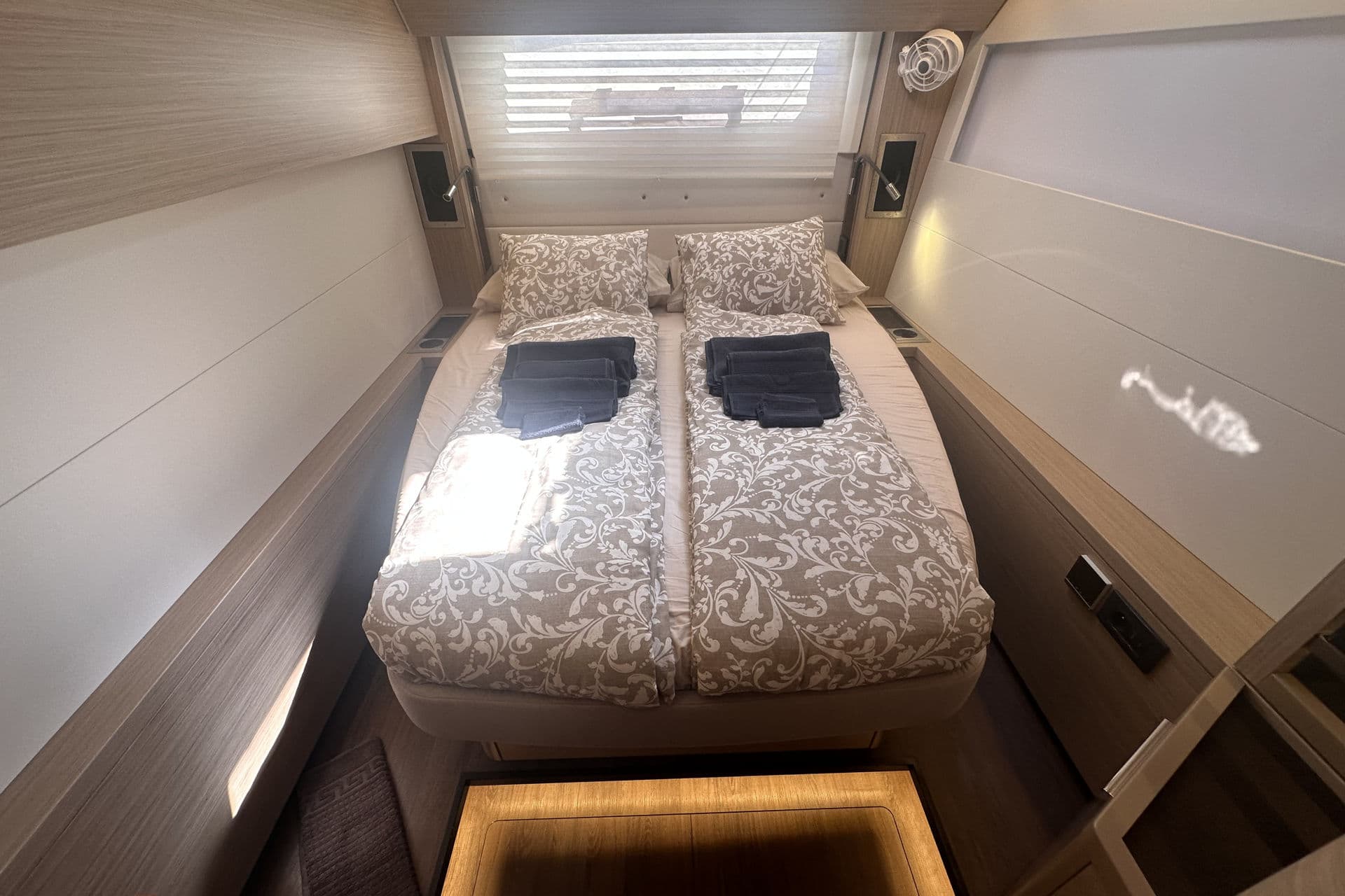 Lagoon 51 - photo 23