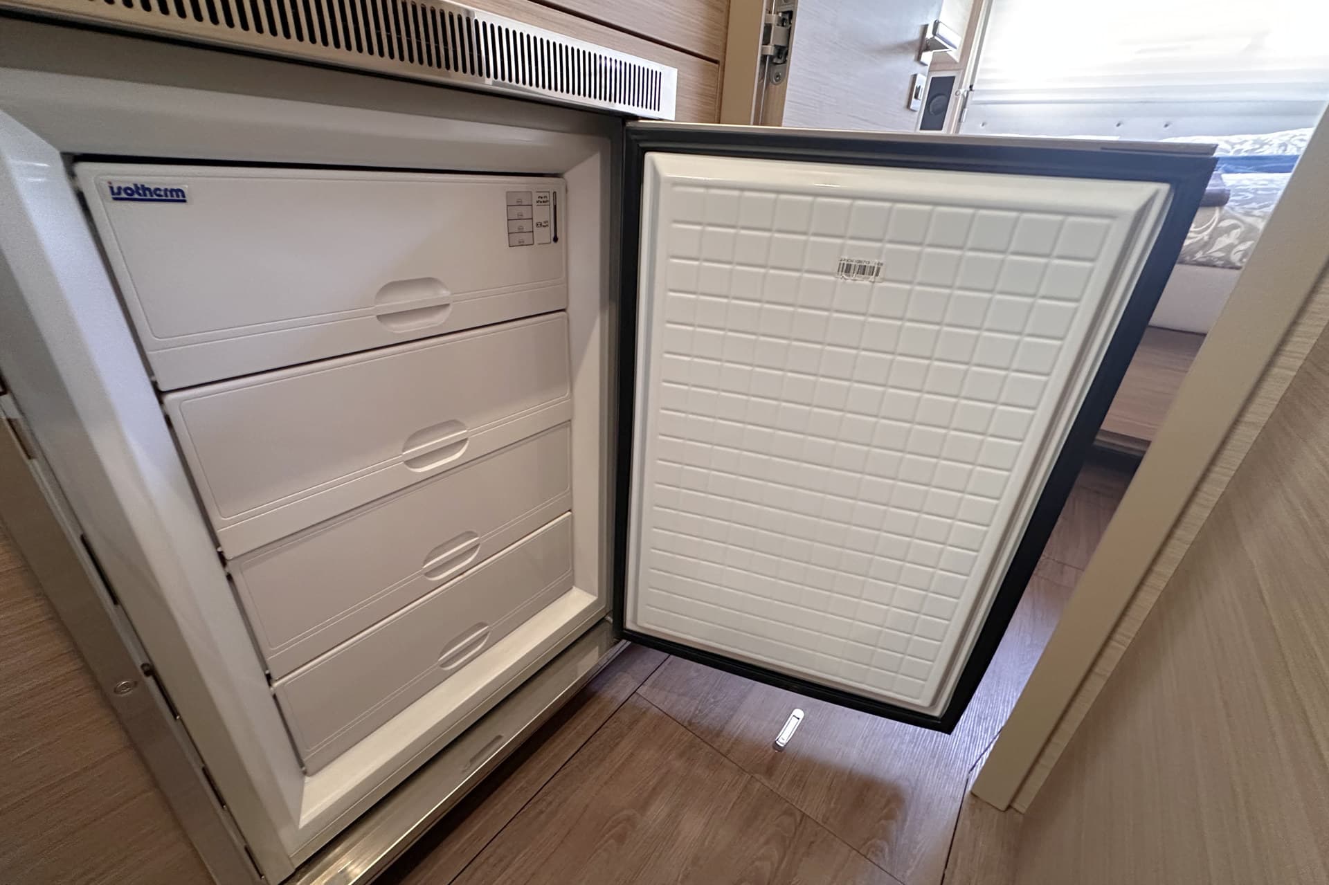 Lagoon 51 - photo 13