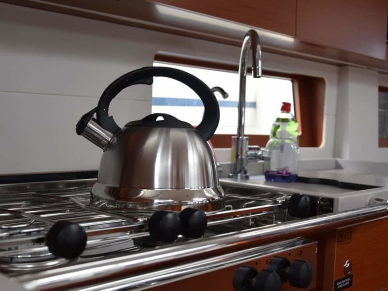 Oceanis 51.1 - photo 9