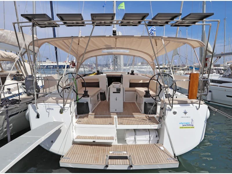 Sun Odyssey 490 - photo