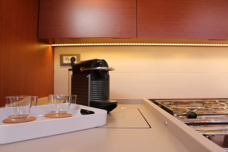 Oceanis 51.1 - photo 28