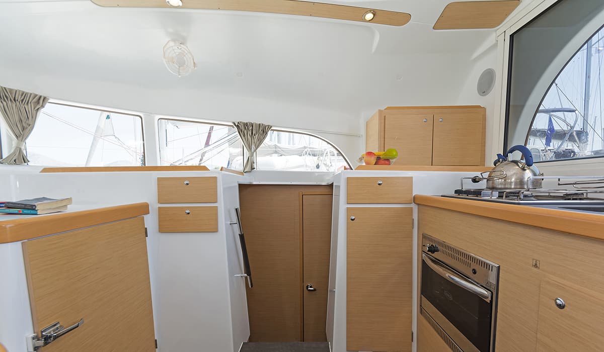 Lagoon 380 S2 - photo 18