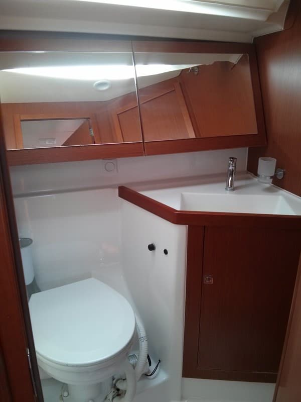 Oceanis 41 - photo 9